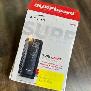 Arris Surfboard SB6183 x DOCSIS 3.0 Cable Modem